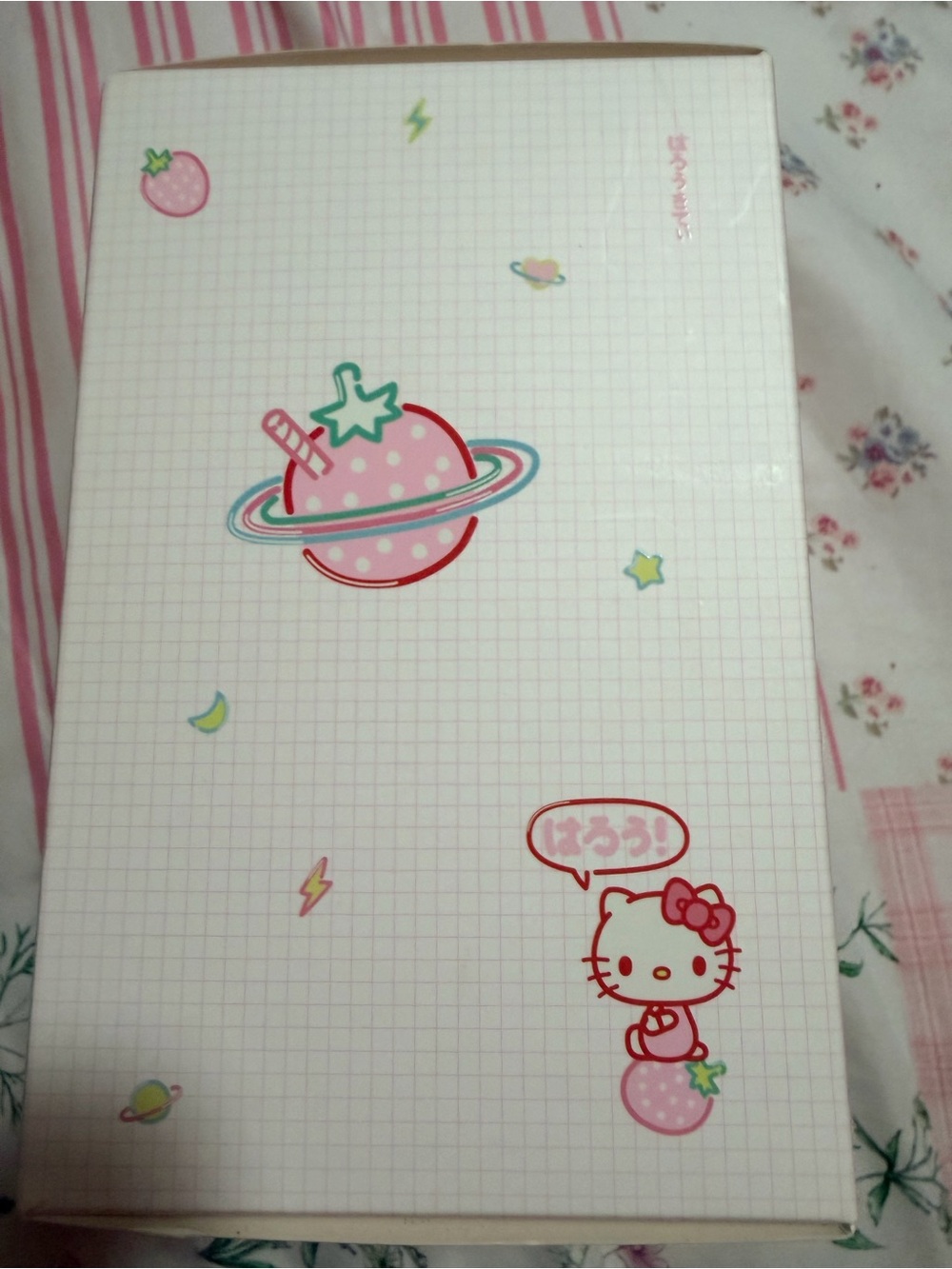 Hello Kitty x Polaroid Instant Camera - Pink & White - Picture 5 of 9